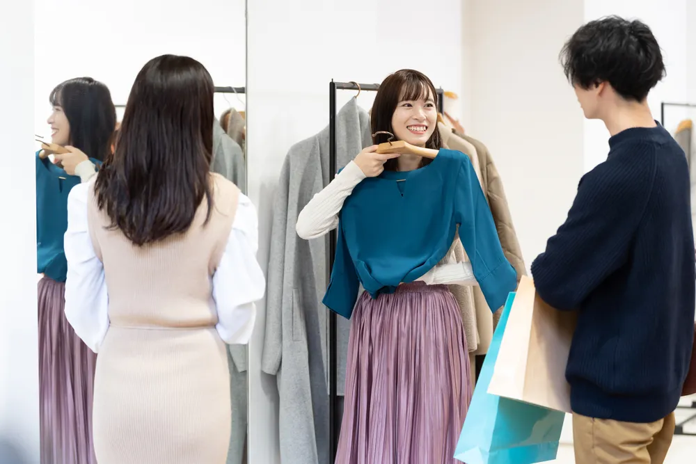 アパレル業界の年間スケジュール概要